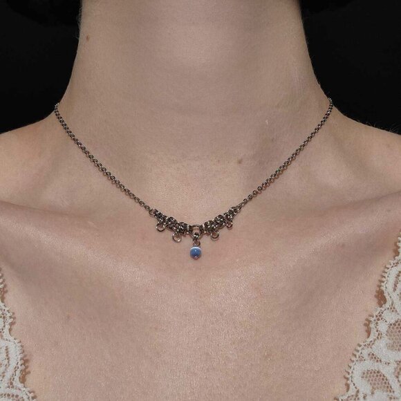 Vintage dainty small pearl and silver necklace with a small silver chain - Picture 8 of 8